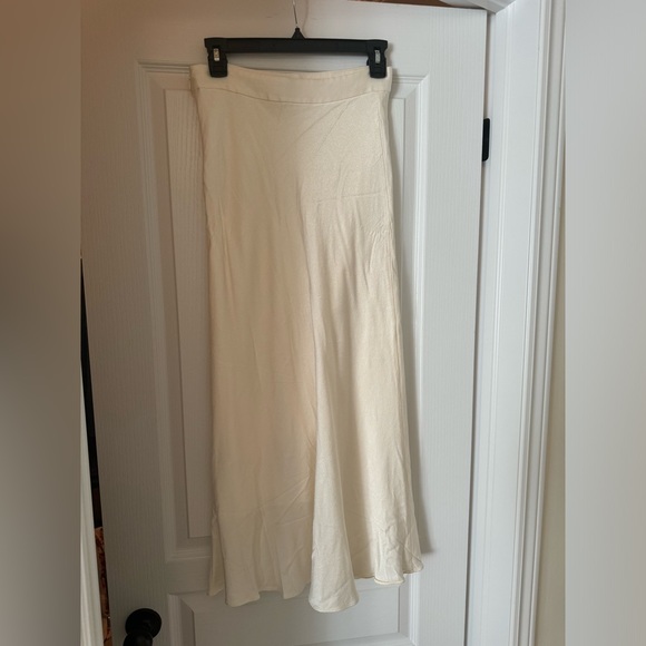& other stories satin midi skirt - Picture 3 of 6
